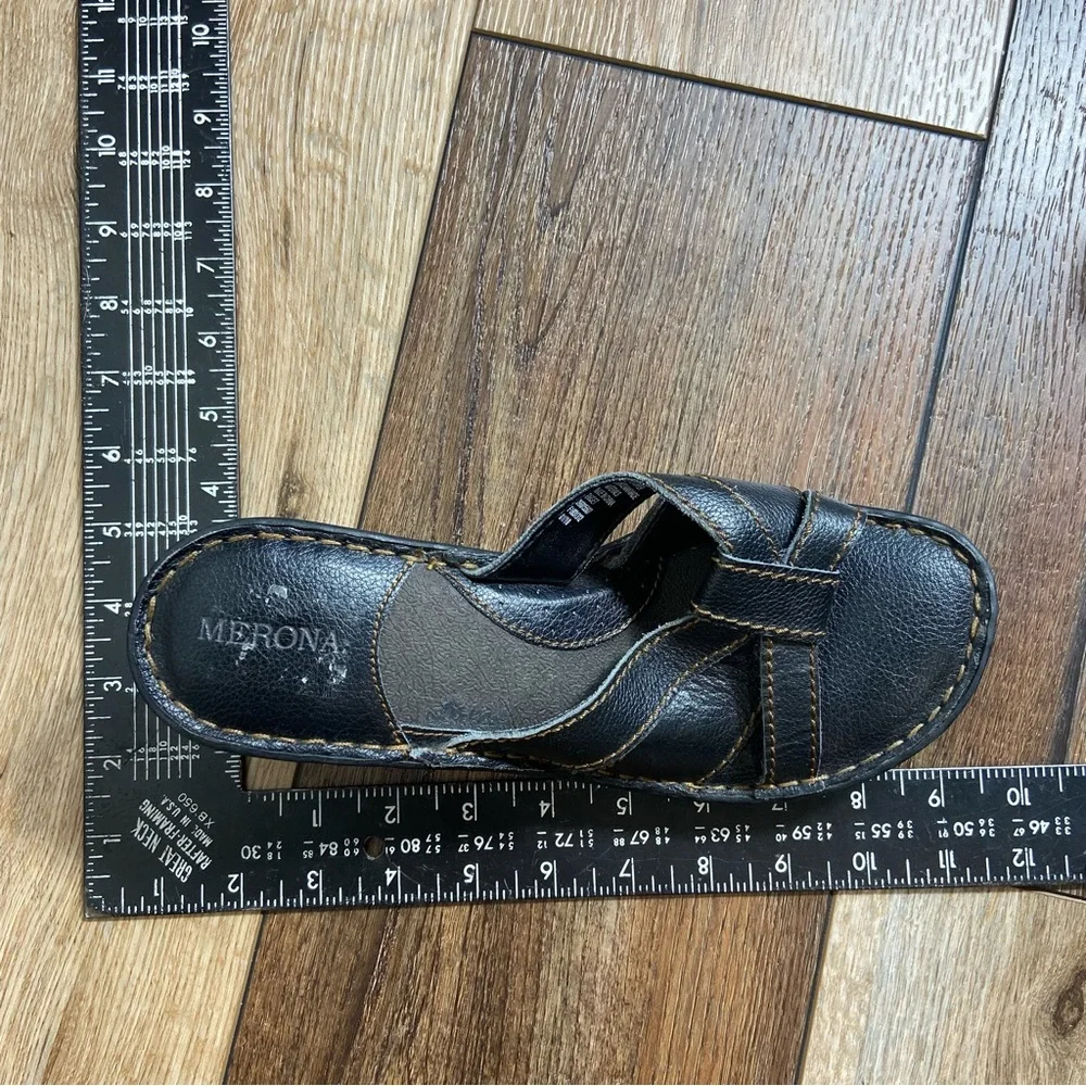 Merona leather wedge